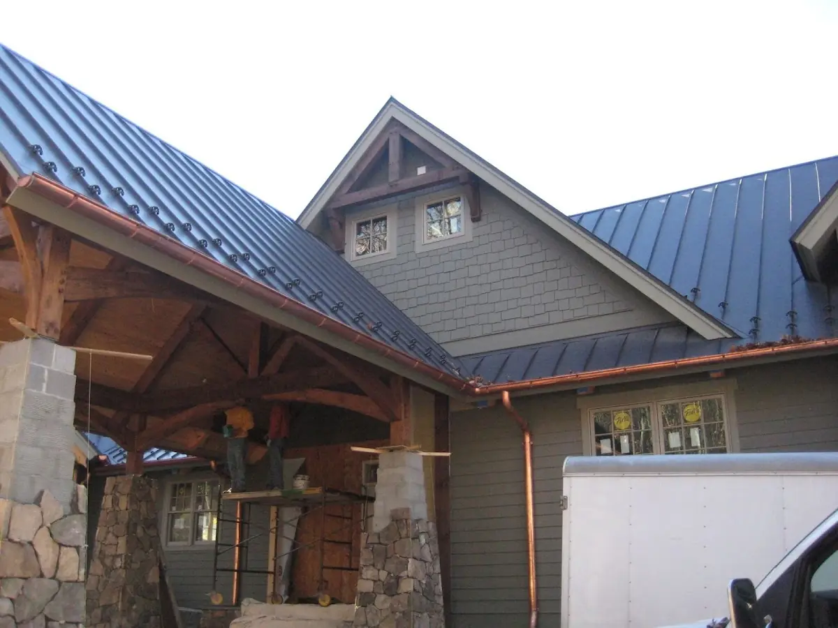Craftsman Roofing team delivering quality roofing work in Fort Thomas